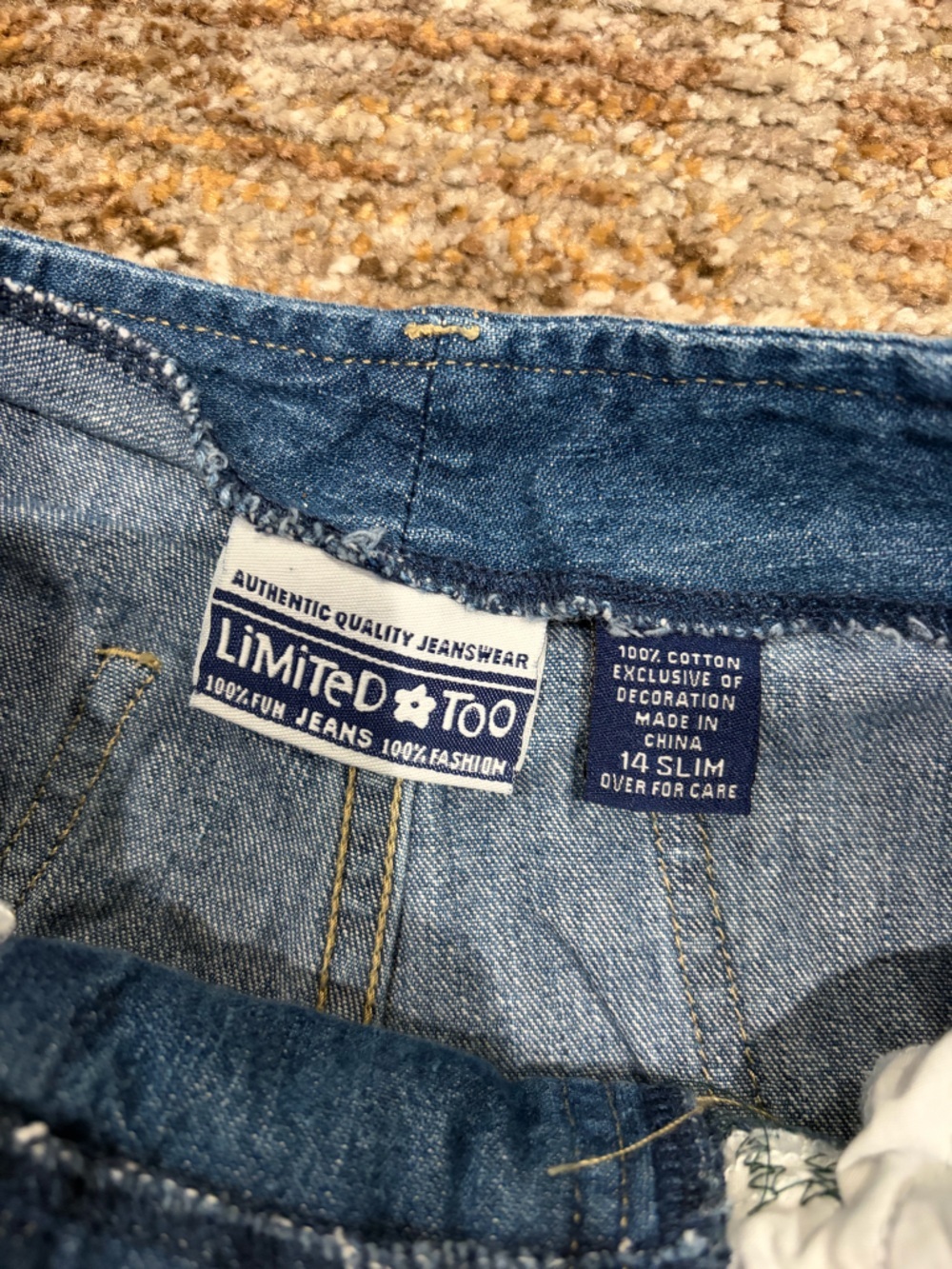Y2K Limited Too Blue Denim Shorts with White Flowers Size 14 Slim - Picture 5 of 6